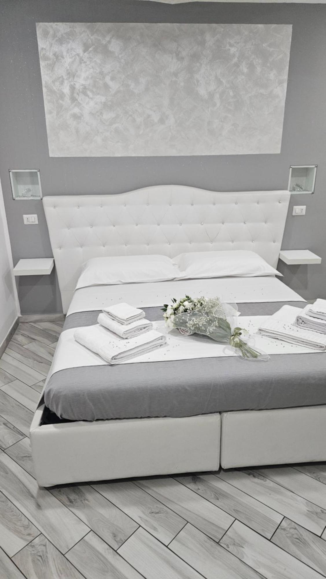 Il Diamante Bed and Breakfast Crotone Eksteriør billede